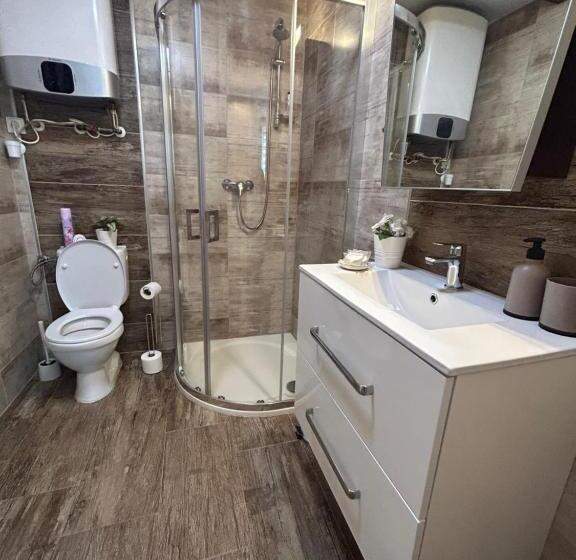 Family Suite, Apartmány Ellie