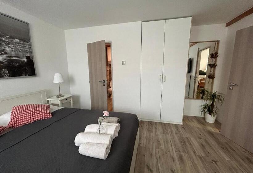 Family Suite, Apartmány Ellie