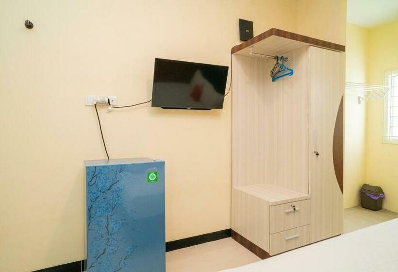 اتاق استاندارد یک نفره, Koolkost Syariah Near Jalan Ahmad Yani Banjarmasin 3