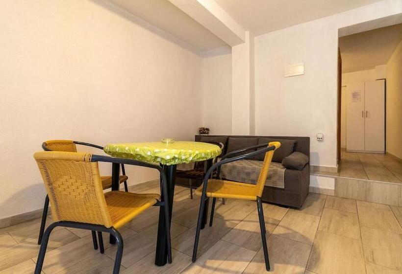 استودیو خانوادگی, Apartments Bozena