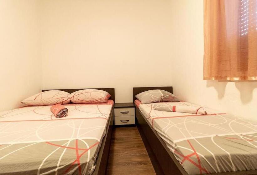 آپارتمان 1 خوابه با چشم‌انداز دریا, Apartments Bozena