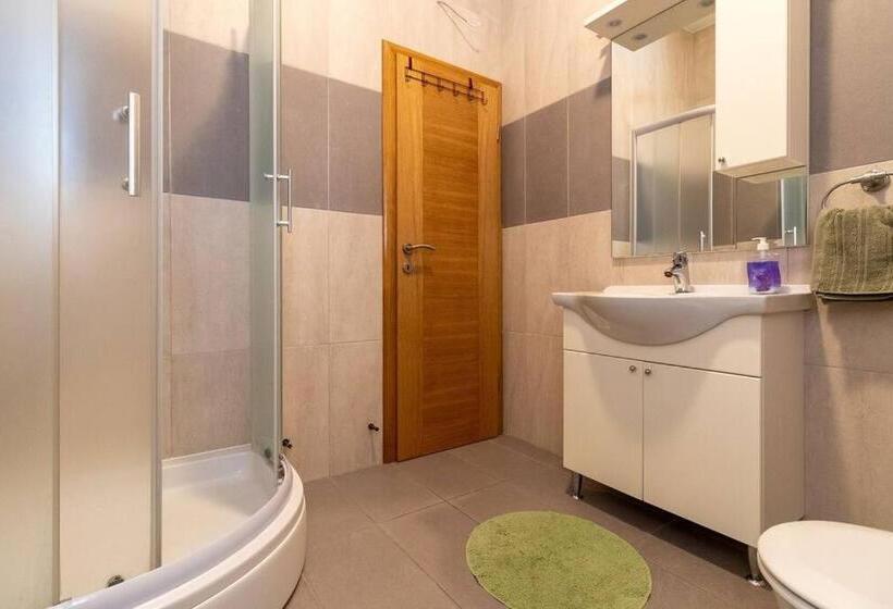 آپارتمان 1 خوابه, Apartments Bozena