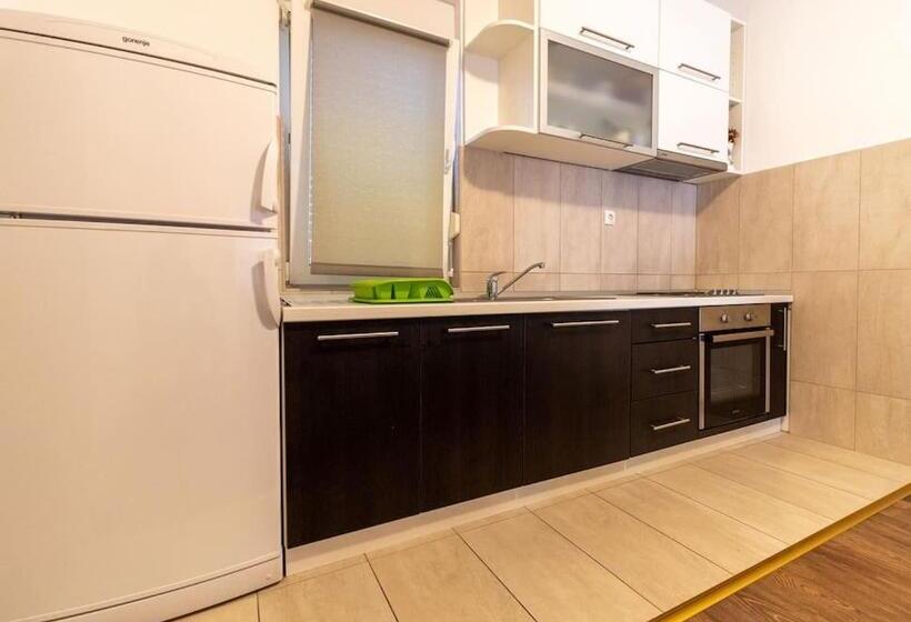 آپارتمان 2 خوابه, Apartments Bozena