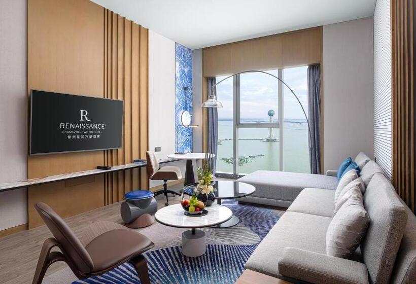 سوئیت کلاب, Renaissance Changzhou Wujin