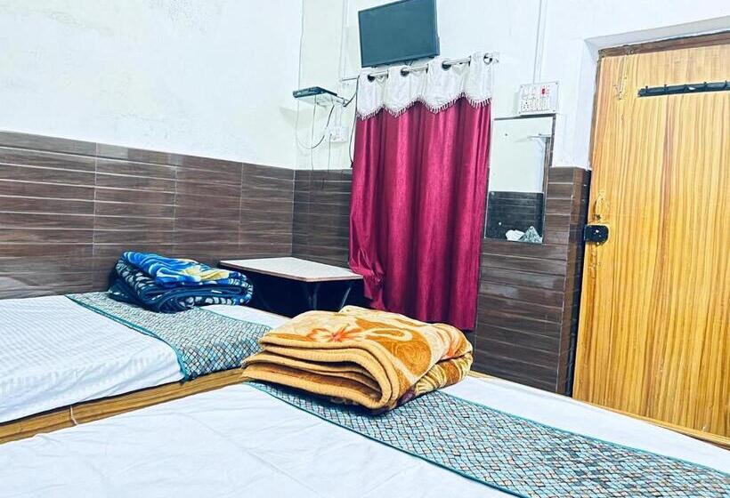 اتاق استاندارد, Rajgir International