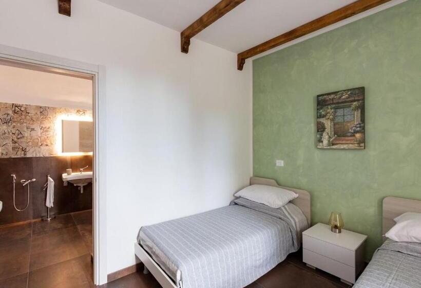 Четырехместный Номер Стандарт, B&b Tenuta Fanelli