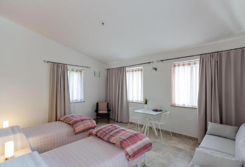 Четырехместный Номер Стандарт, B&b Tenuta Fanelli