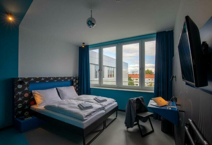 Номер Стандарт, Meininger Hotel Dresden Zentrum