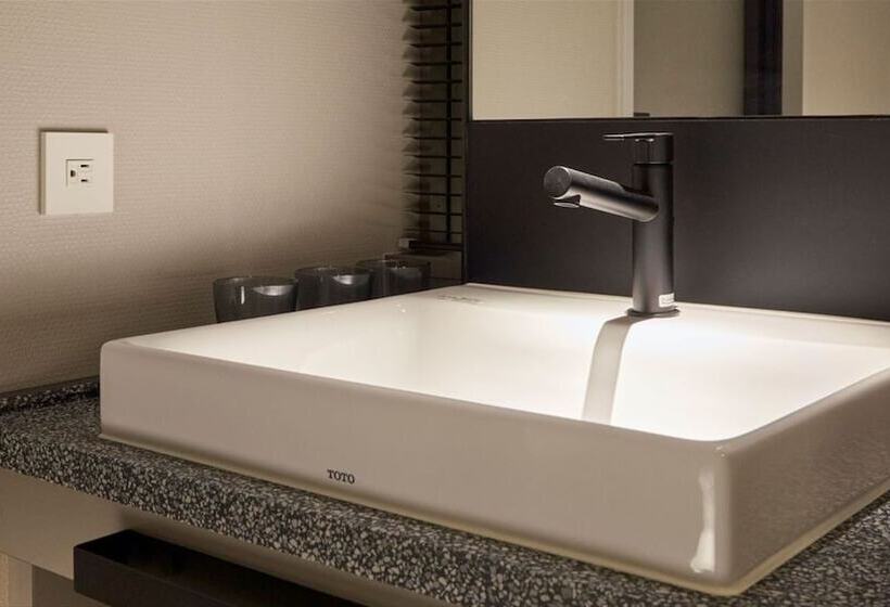 Стандартный Номер Кровать Кинг, Cross Life Hakata Tenjin