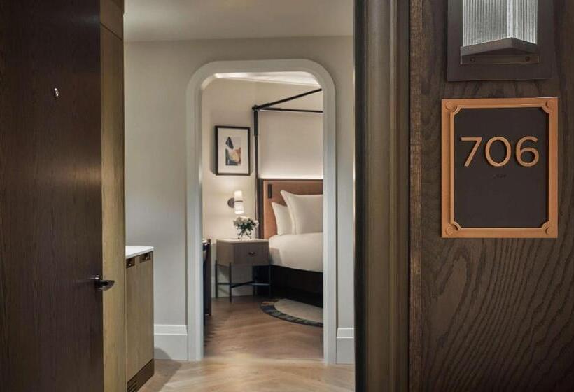 اتاق استاندارد با تخت بزرگ برای معلولان, Pendry Washington Dc   The Wharf