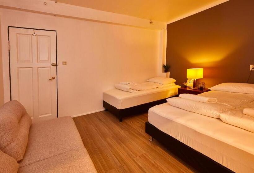 اتاق خانوادگی با سرویس بهداشتی مشترک, Kastali Guesthouse