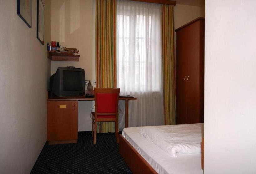 이코노미 싱글 룸, Suite Hotel 900 M Zur Oper