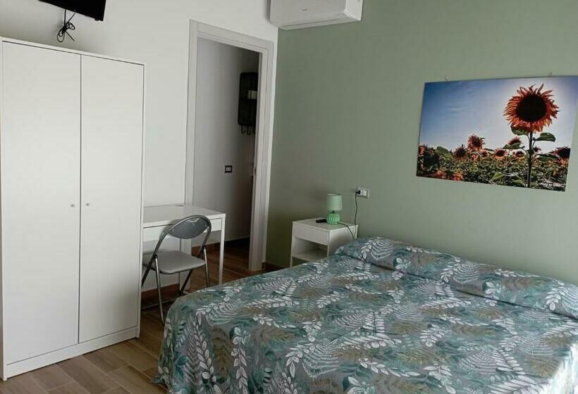 اتاق استاندارد سه نفره, B&b Salsedine E Girasoli