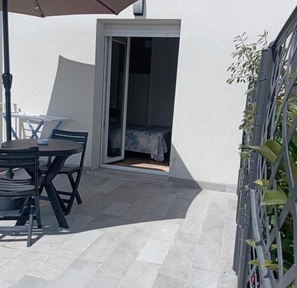 اتاق استاندارد سه نفره, B&b Salsedine E Girasoli