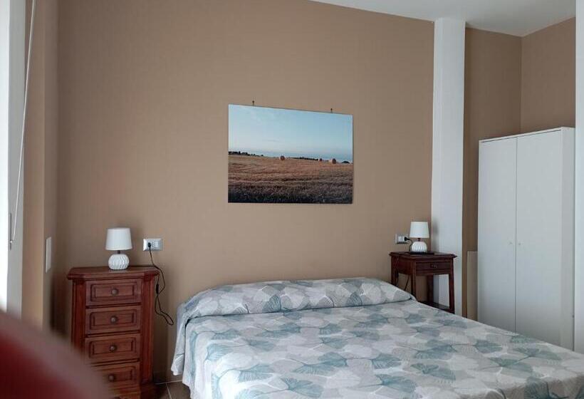 اتاق استاندارد سه نفره, B&b Salsedine E Girasoli