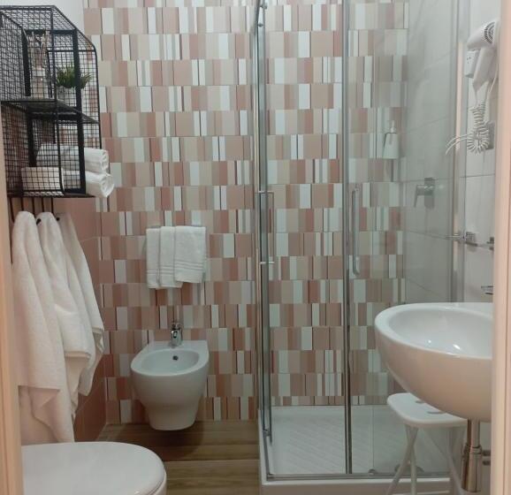 اتاق استاندارد چهار تخته, B&b Salsedine E Girasoli