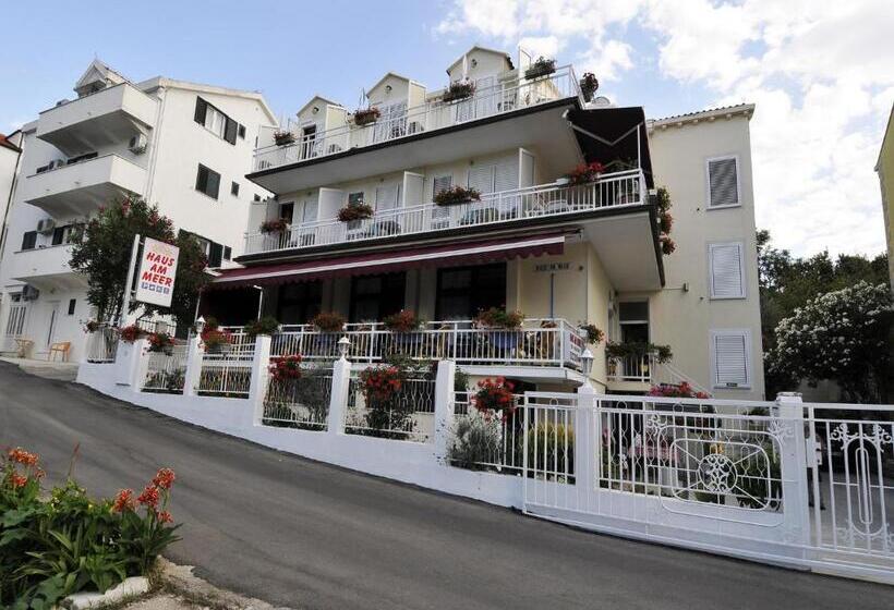 اتاق استاندارد با بالکن و چشم‌انداز دریا, Haus Am Meer Cavtat