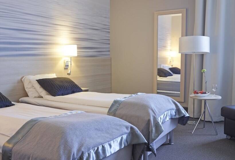 家庭间, Tyrifjord Hotell