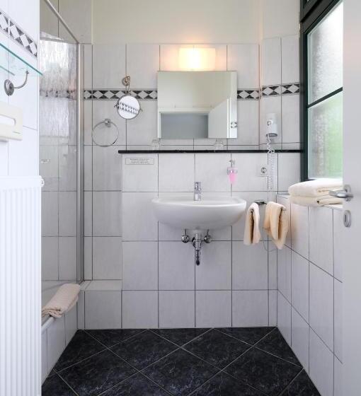 Номер Стандарт, Gutshaus Redewisch Hotel & Restaurant