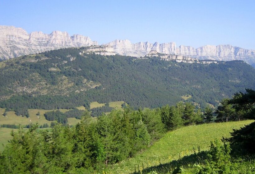 Семейный Номер, Ibis Styles Romans Valence Gare Tgv