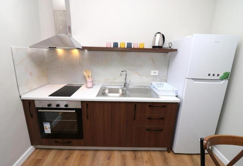 침실 1개 아파트, Vila Elarad