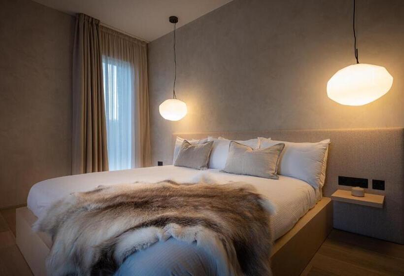 Номер Deluxe Вид на Море с Балконом, Vriskaig Luxury Guest Suite With Iconic Views