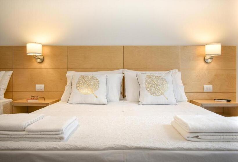 اتاق سوپریور سه تخته, Ammarèa B&b