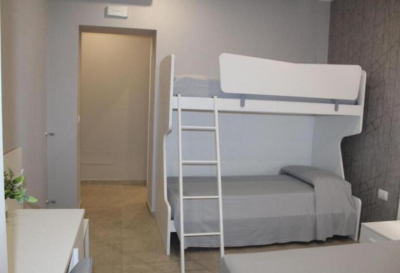 Четырехместный Номер Deluxe, Albadorata
