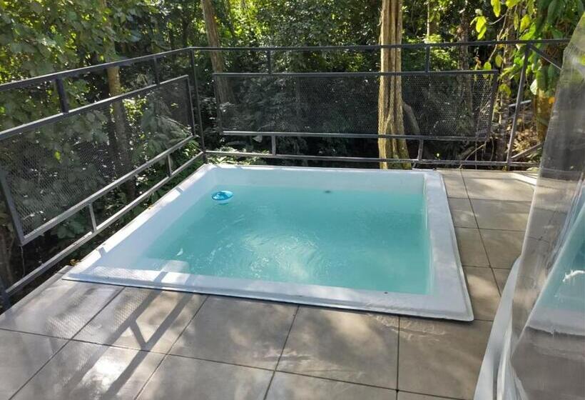 چادر با خدمات رفاهی پایه, Villas Y Glampings Mya  Puerto Viejo, Limon, Cr