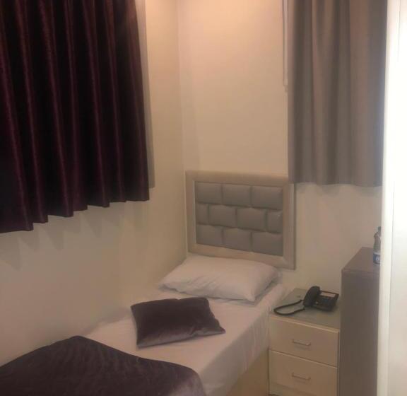 اتاق اکونومی یک تخته, Beirut Hotel 1