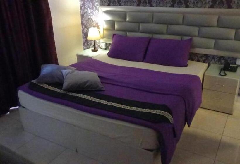 اتاق استاندارد, Beirut Hotel 1