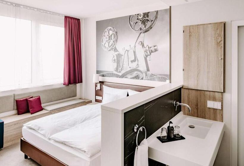 اتاق راحتی, Vienna House Easy By Wyndham  München