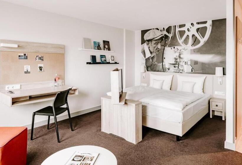 سوییت جونیور, Vienna House Easy By Wyndham  München