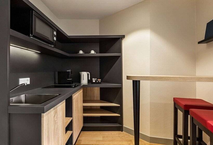 سوییت جونیور, Vienna House Easy By Wyndham  München