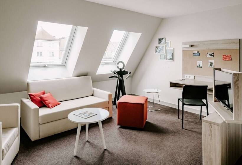 سوییت جونیور, Vienna House Easy By Wyndham  München