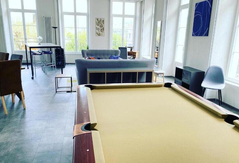 Вилла Deluxe 1 Спальня, The 5 Continents   All 3 Floors By Stay Swiss