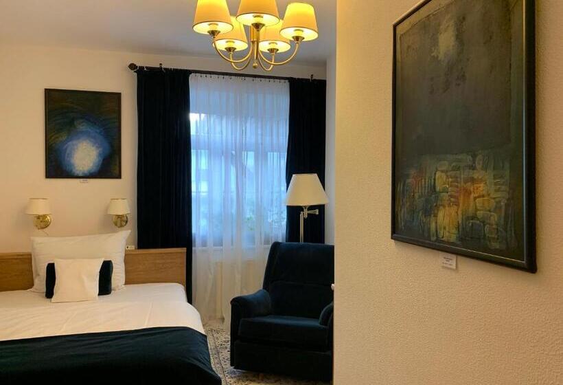 سوییت لوکس, Antik Hotel Sofia