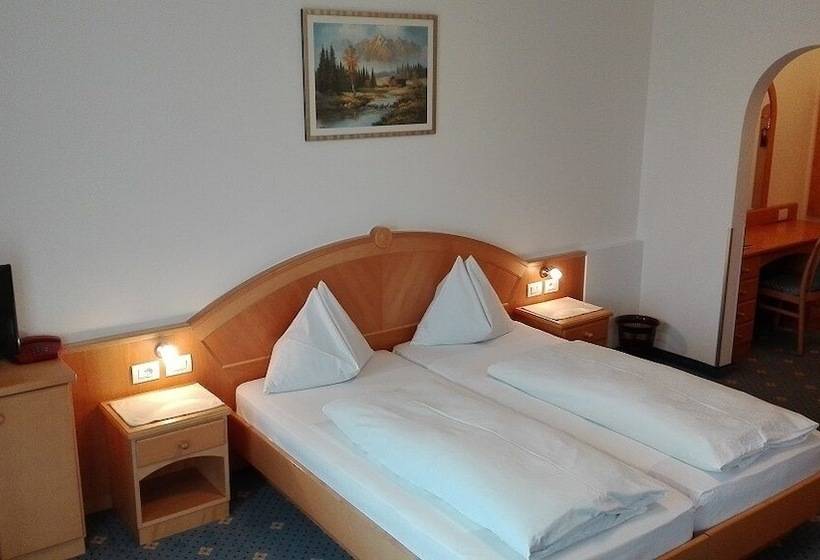 Номер Стандарт Трехместный, Montani