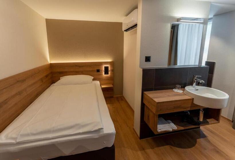 Номер Стандарт Индивидуальный, Ziegelhüsi Hotel, Stettlen Bei Bern