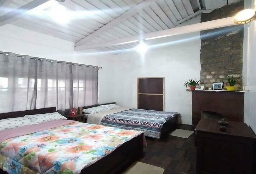 اتاق کلاسیک سه تخته, Home Heritage Homestay