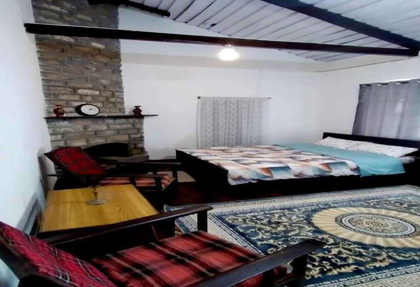 اتاق کلاسیک سه تخته, Home Heritage Homestay