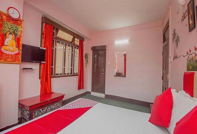 اتاق کلاسیک سه تخته, Home Heritage Homestay