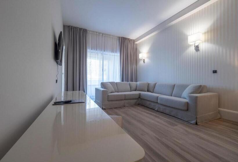 استودیوی سوپریور, Casa Al Mare Residence