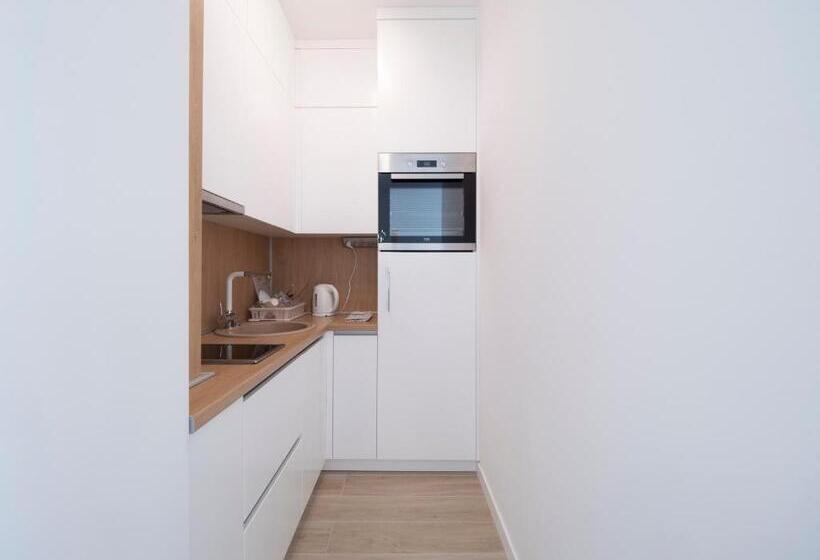 سوییت با چشم‌انداز دریا, Casa Al Mare Residence