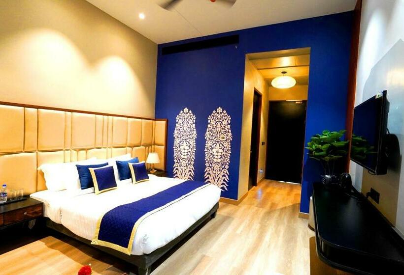 带阳台的豪华间, The Nest Luxury Resort