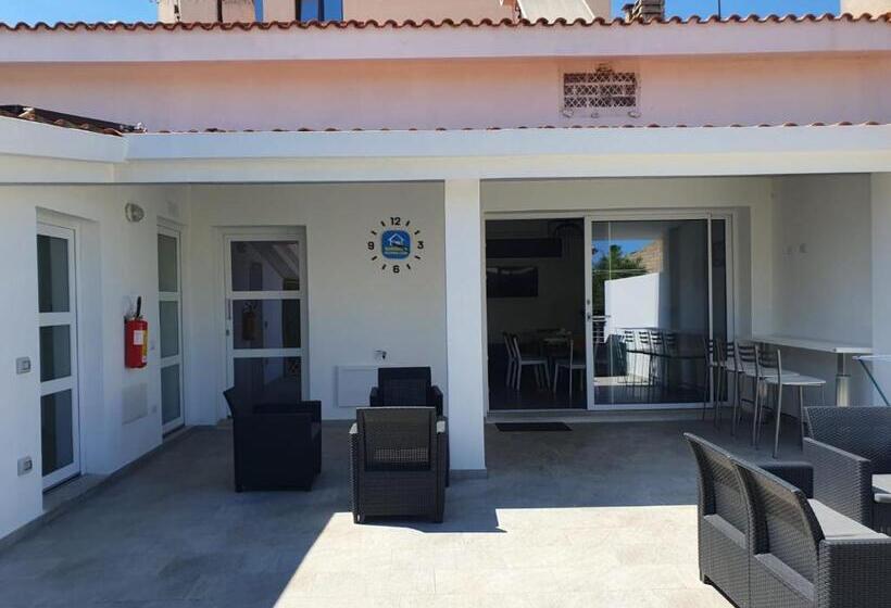 Номер Стандарт, Sardiniarooms Tortolì Old Town