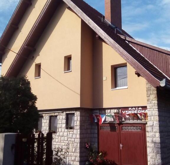 标准间带露台, Kata Vendégház