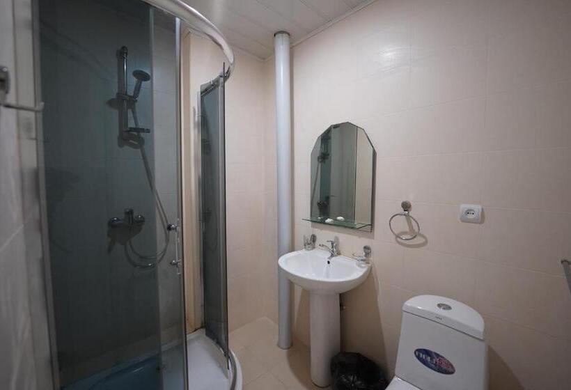 اتاق استاندارد با چشم‌انداز دریاچه, Maria Resort