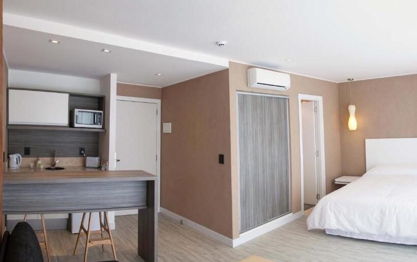 اتاق استاندارد با بالکن, 2122 Hotel Art Design