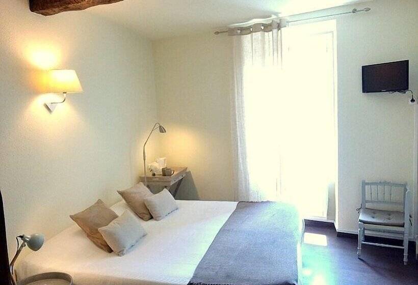 Номер Стандарт, Logis Hotel Restaurant La Barguillere